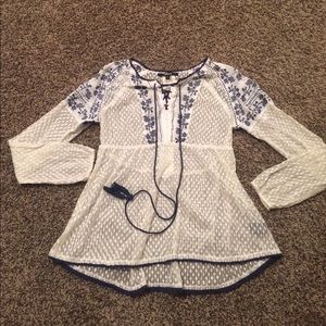Lacey White Top